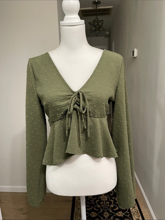 Altar'd State Tops - Altar’d State Swiss Dot Tie Front CropTop Bell Sleeve olive green Y2K babydoll M